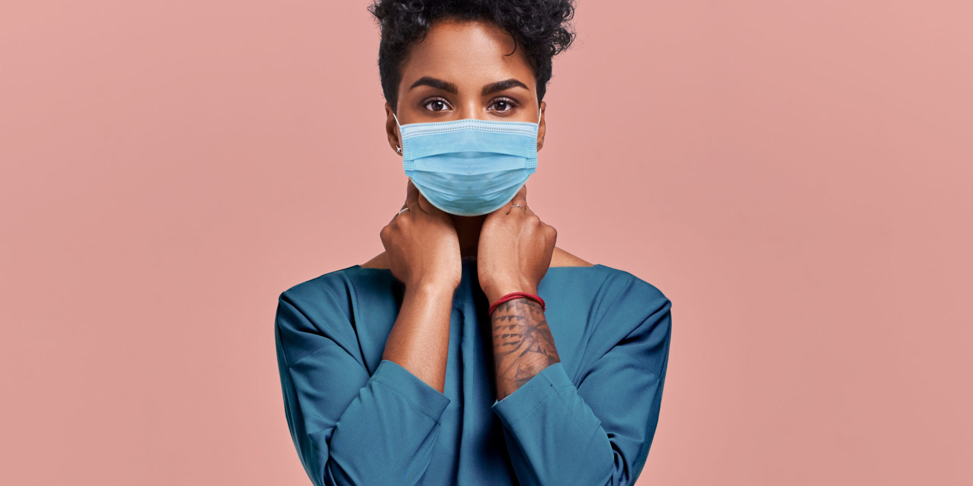Black woman with a mask